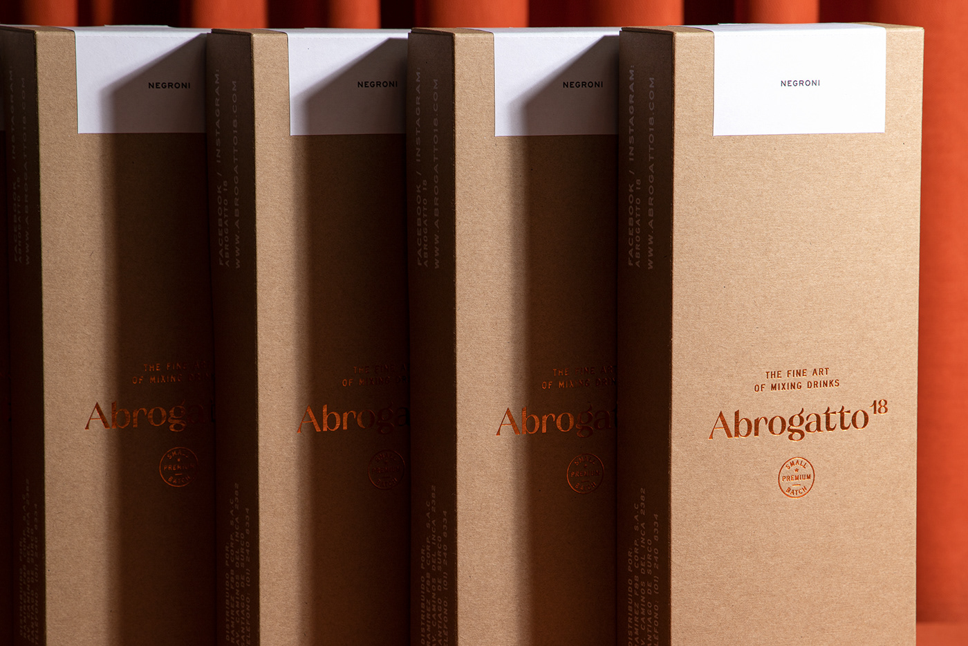 alcoholic box branding ecofriendly empaque foil Kraft minimalist Negroni Packaging