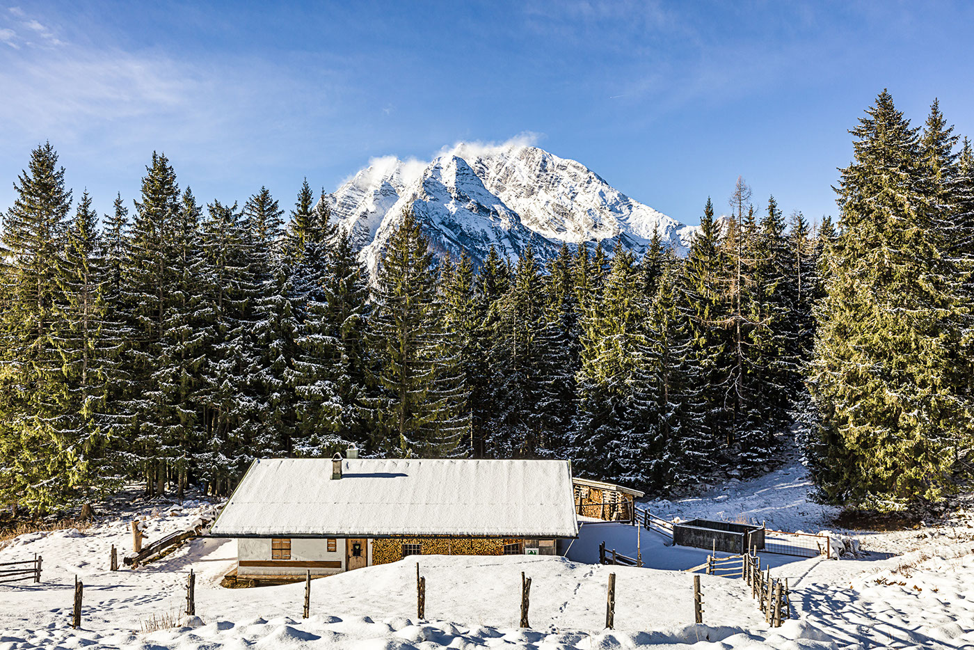Watzmann Alpen alps mountains rocks snow winter dezember Berchtesgaden nationalpark