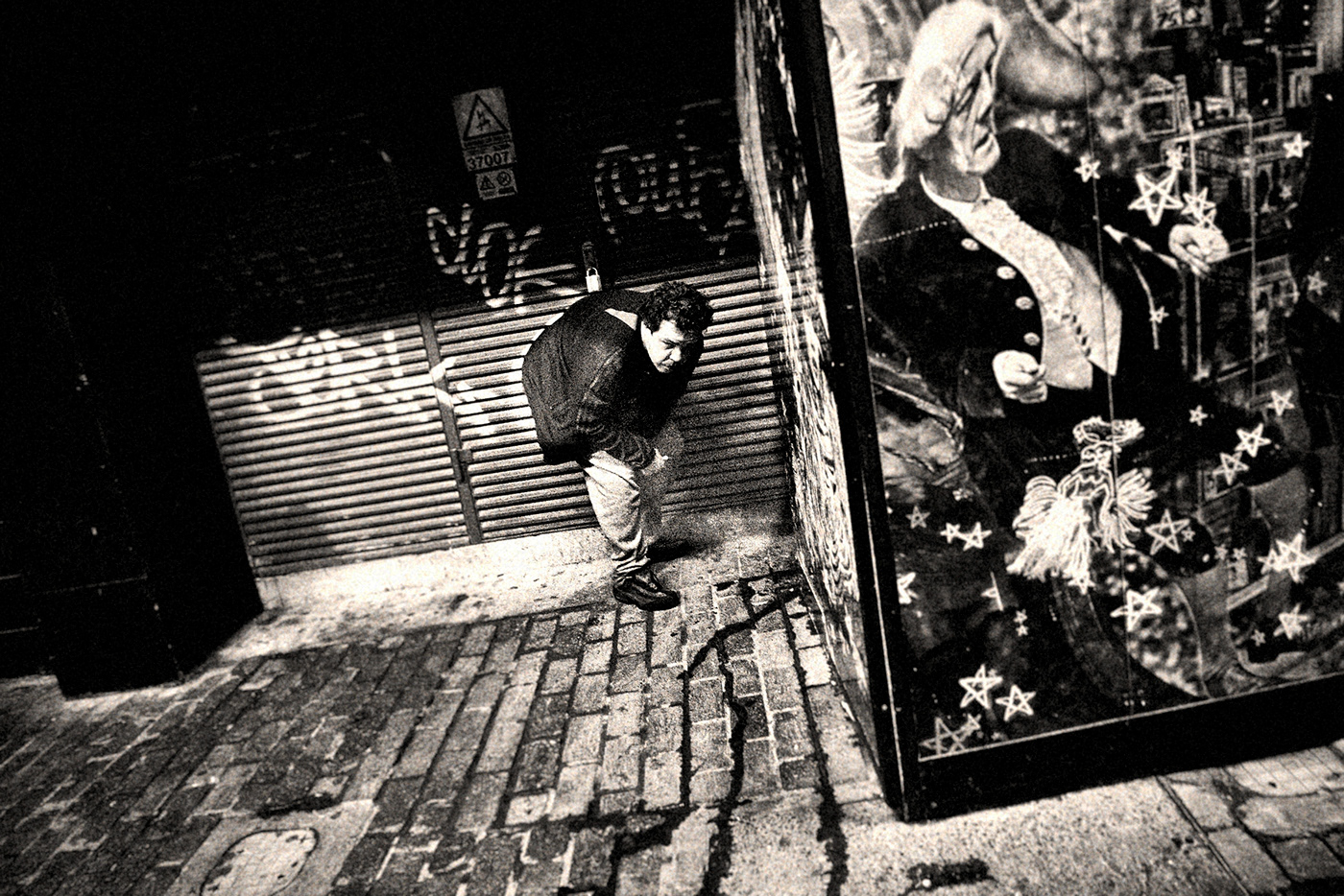 black and white Documentary  Documentary Photography London matt mawson Photography  lonelyness street photography