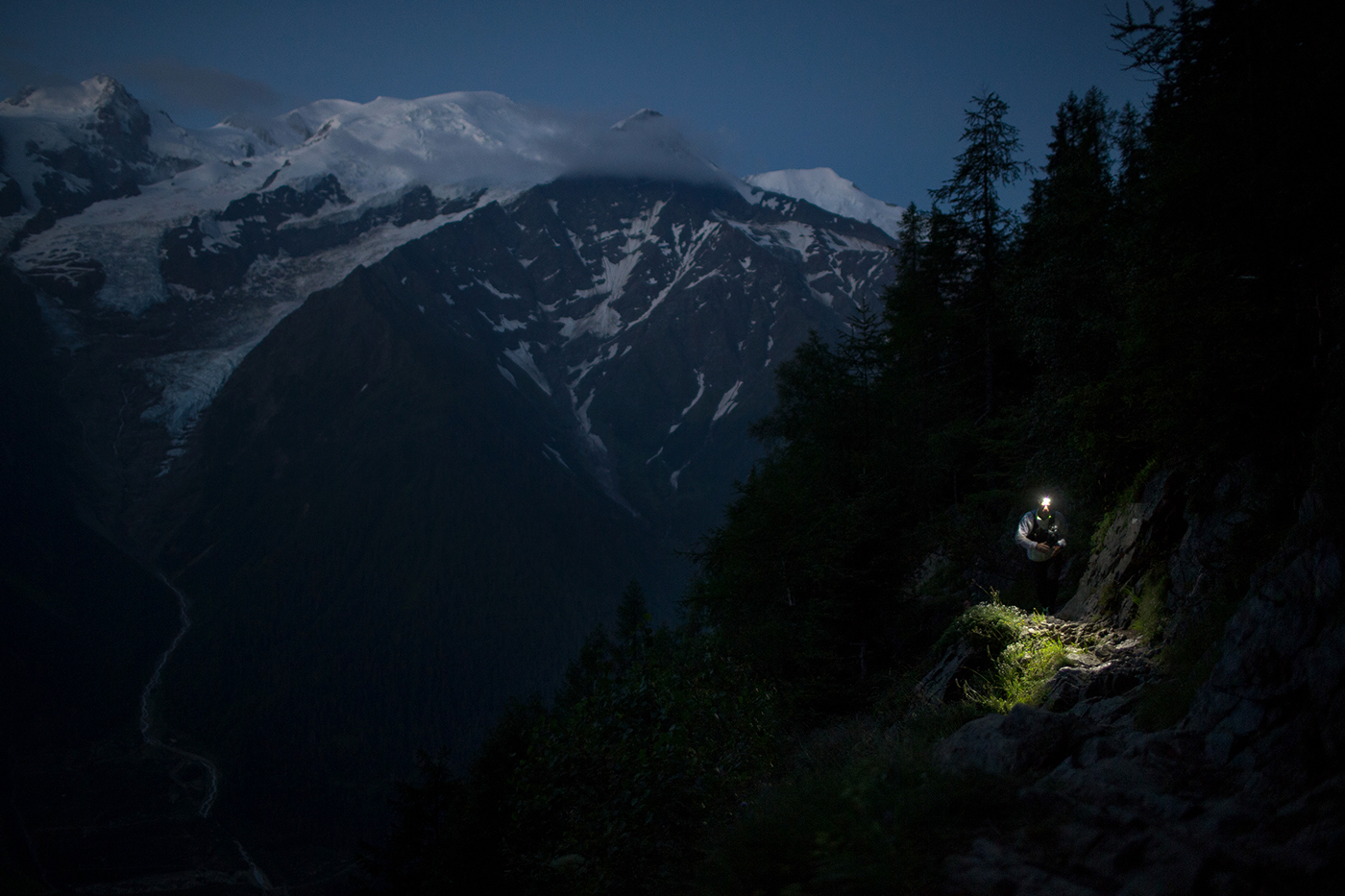 lighting geonaute decathlon chamonix onnight trekking running headlamp night light