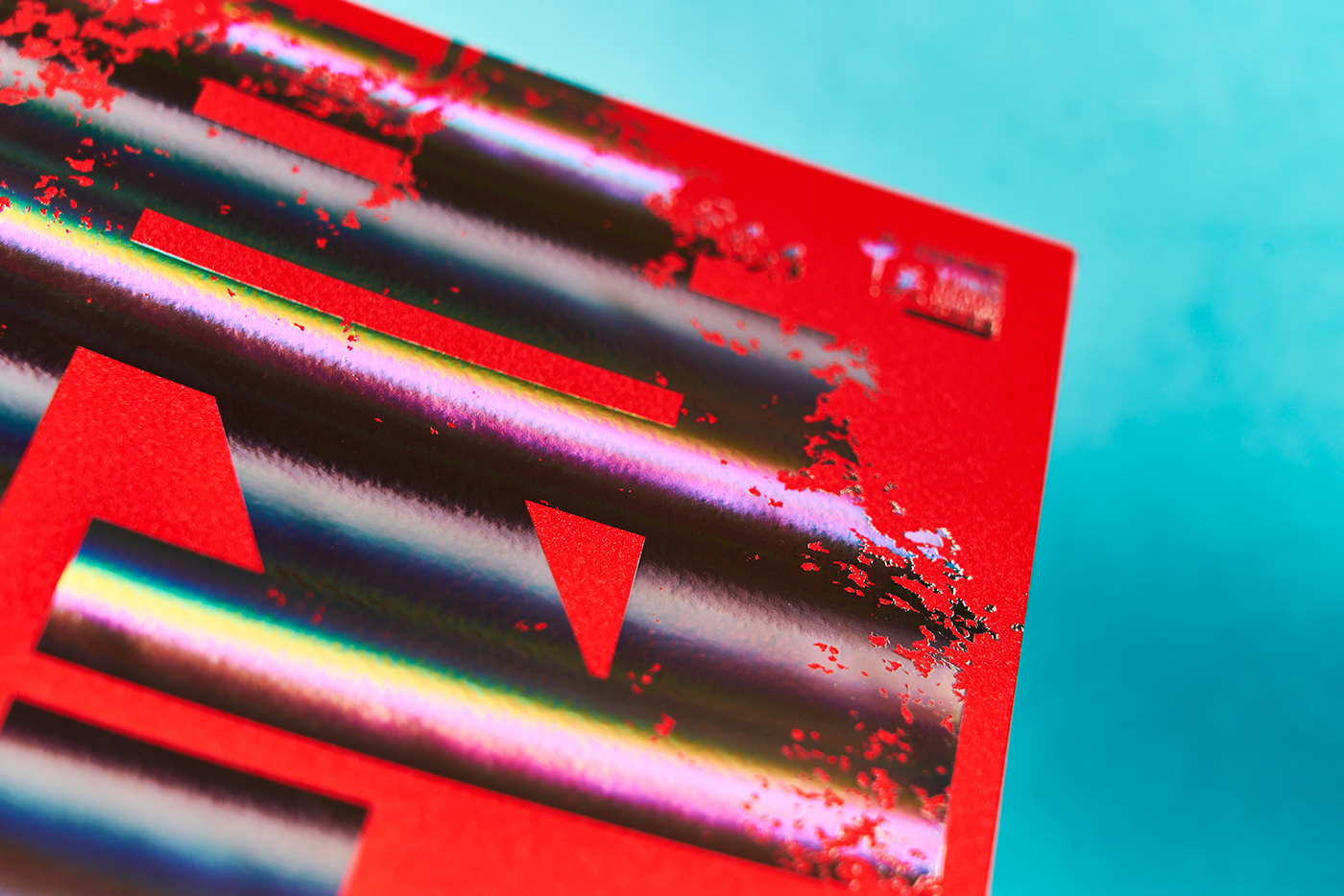 art boolet drama hologram layer Layout rainbow red typographic 版式