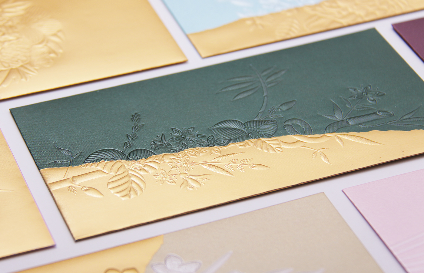 Red Packet premium Printing effect emboss gold paper Packaging luxury Flowers
