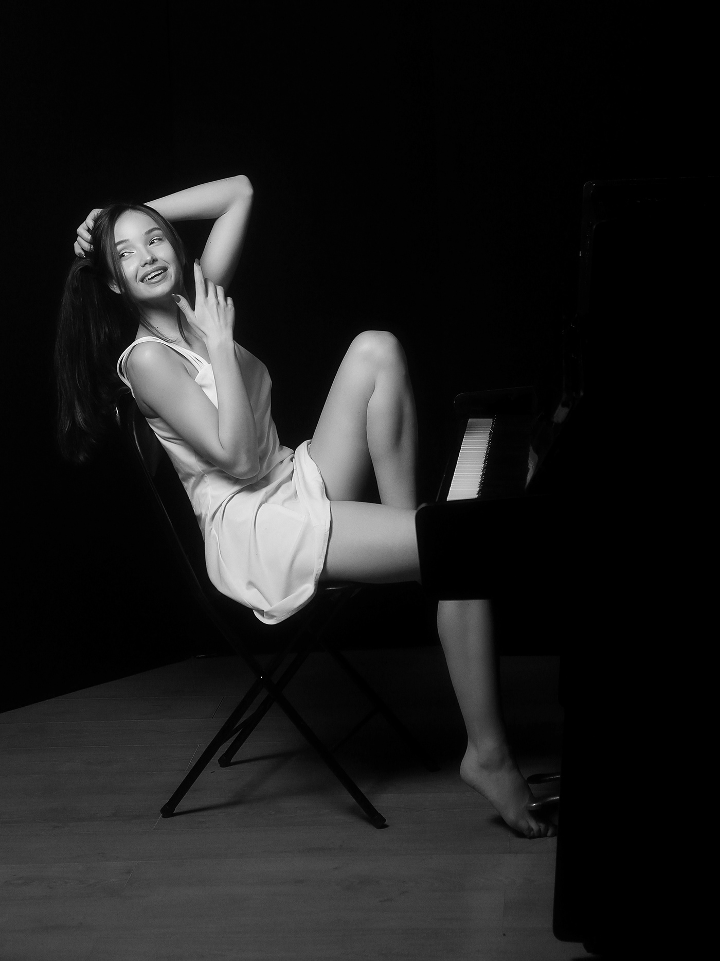 black and white bw Canon Fashion  lightroom model photographer Photography  photoshoot portrait