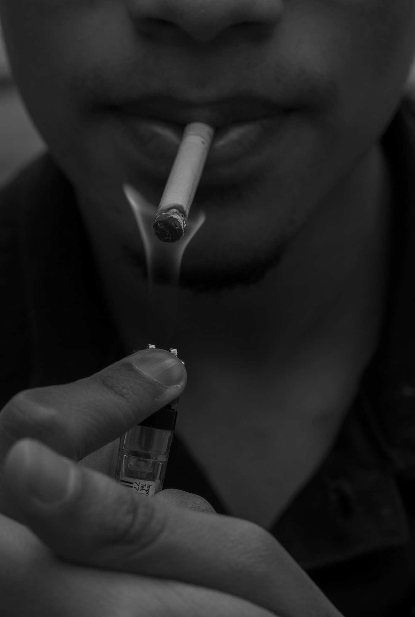 clave baja  clave alta monocromo retrato cigarrillos AZUL Chico escritos amor soledad