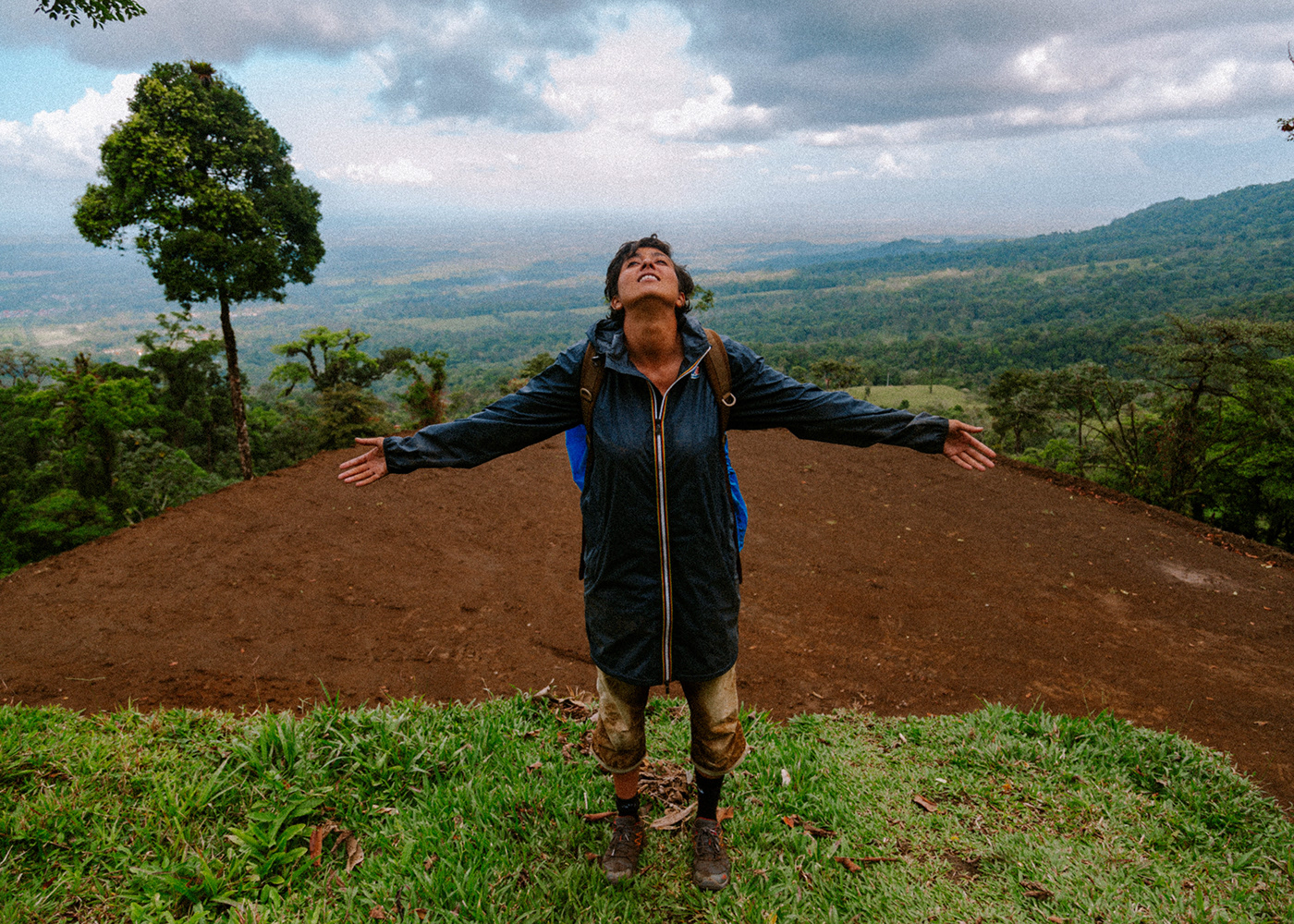 Costa Rica Tamarindo Backpacker Travel adventure hiking Landscape Cahuita la fortuna Tour du monde