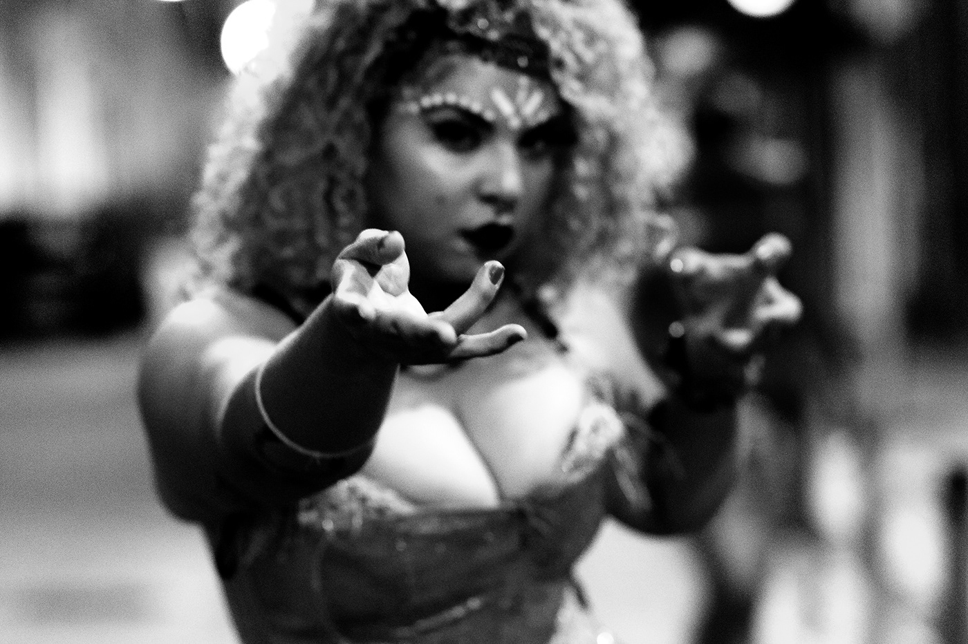 Street black woman burlesc dancer artist Photography 