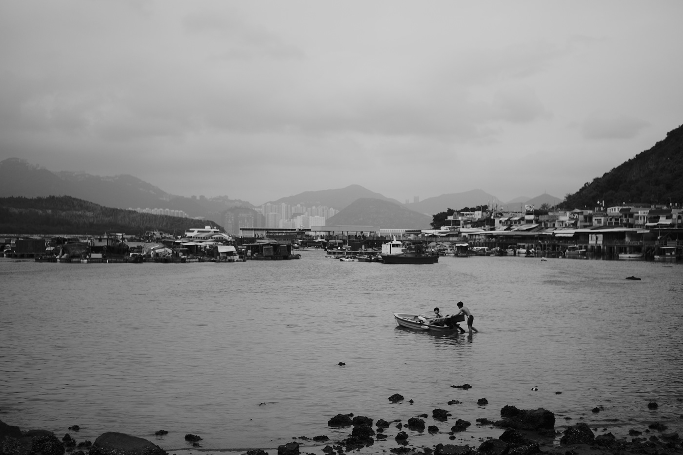 black and white city hk Hong Kong lamma island Leica leica M Leica M10 leicacamera Photography 
