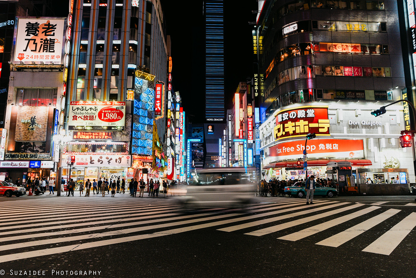 japan tokyo Travel night photography Photography  zebra crossing zebracrossing japanesse asia