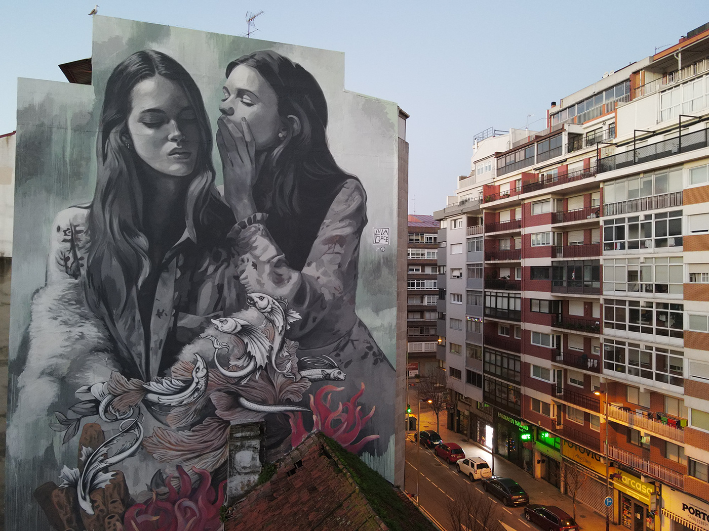 Lula Goce Mural Street Art  streetartist urban art arquitectura arte urbano Graffiti photo