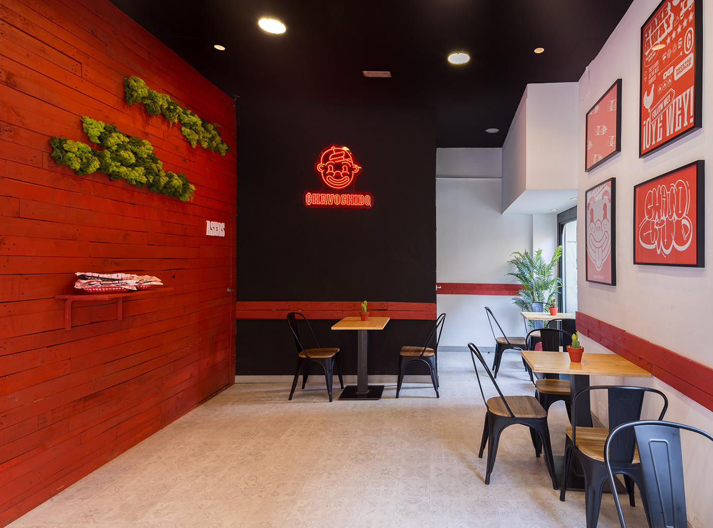 Naming, branding and web project for a fast food restaurant chain.