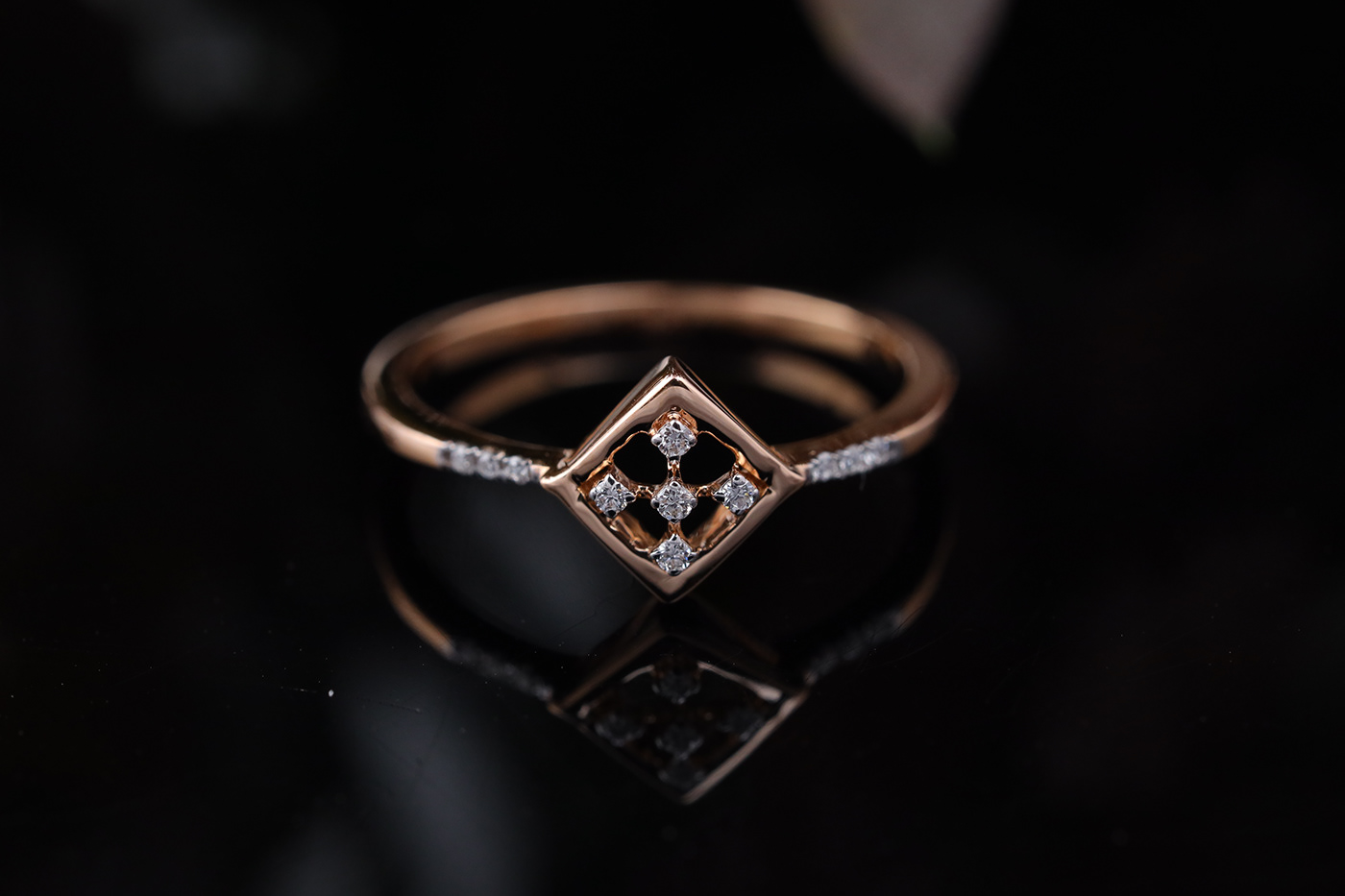 ring DiamondRing ringling jewllery Jewllery Photography product concept DIAMOND RING jewelry gold