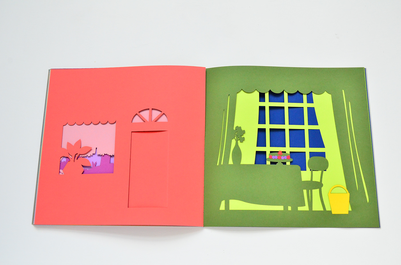 artist's book picturebook color