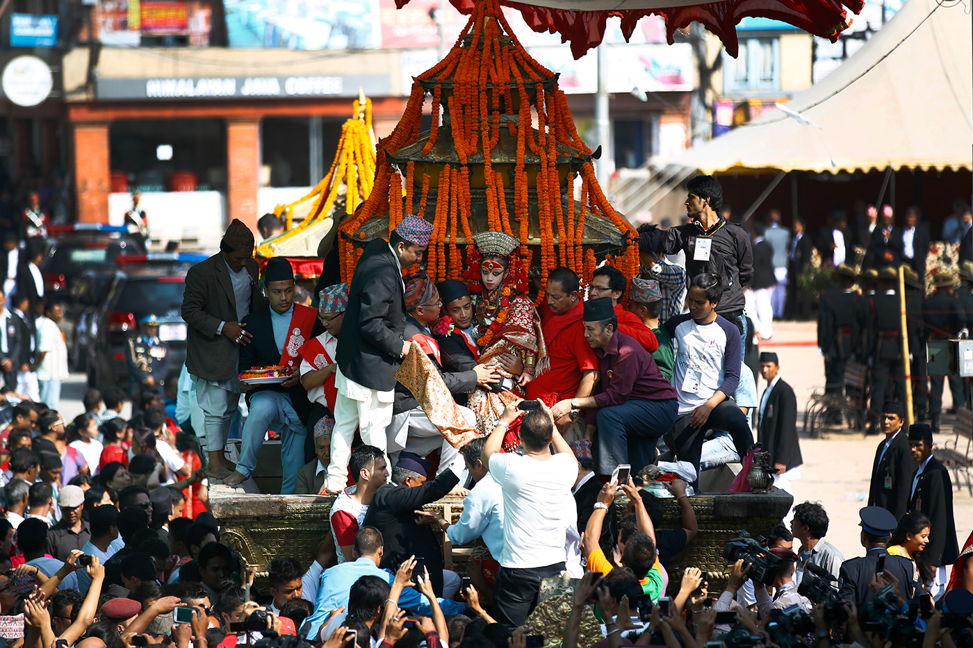 nepal kathmandu lalitpur asia livinggoddess kumari culture religion festival ritual