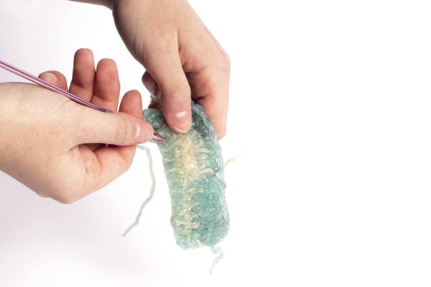 Alginate bio bioplastic crochet design designer ecodesign innovation Packaging packaging design