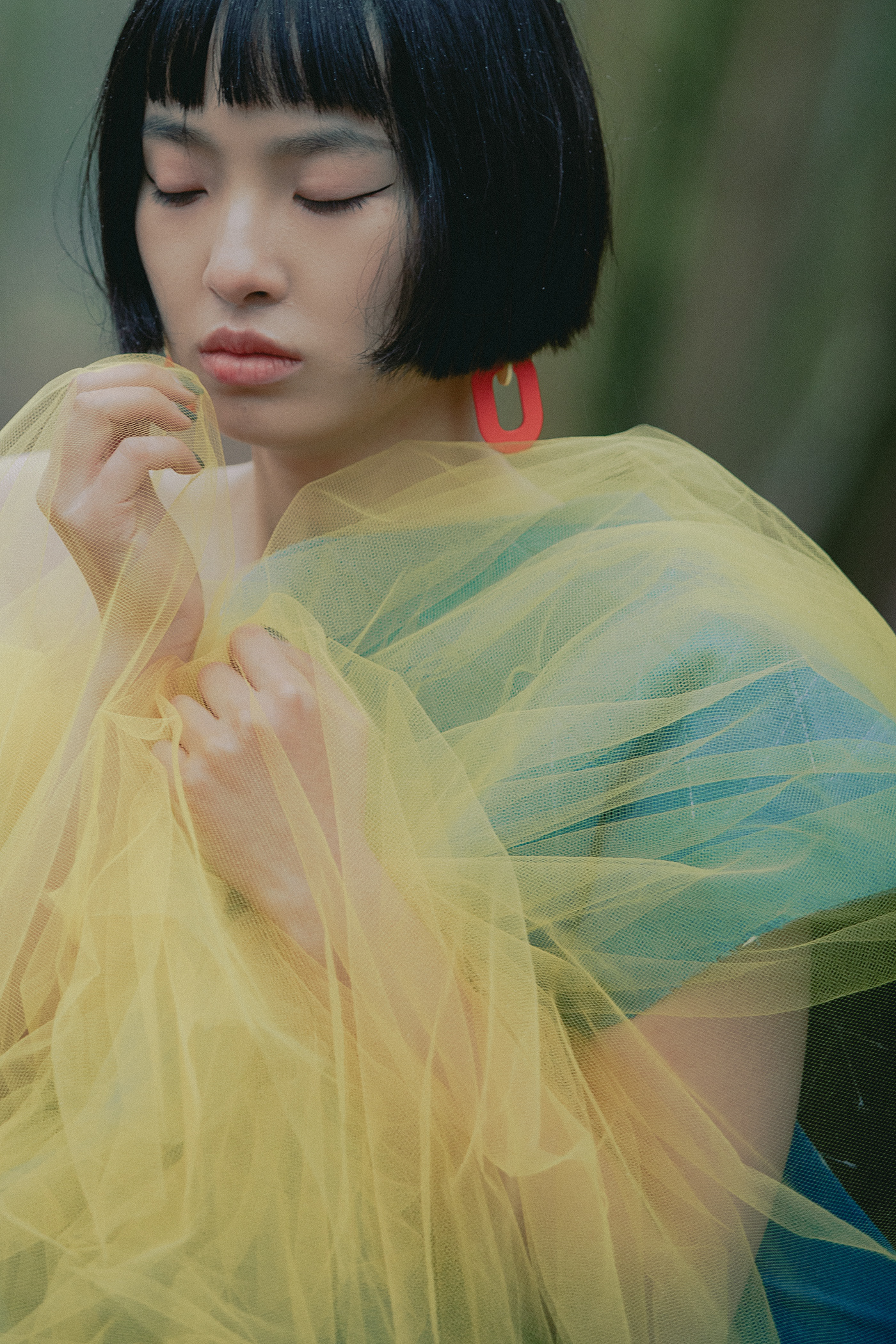 art AsianGirl blue danse Fashion  forest Photography  portrait stylist