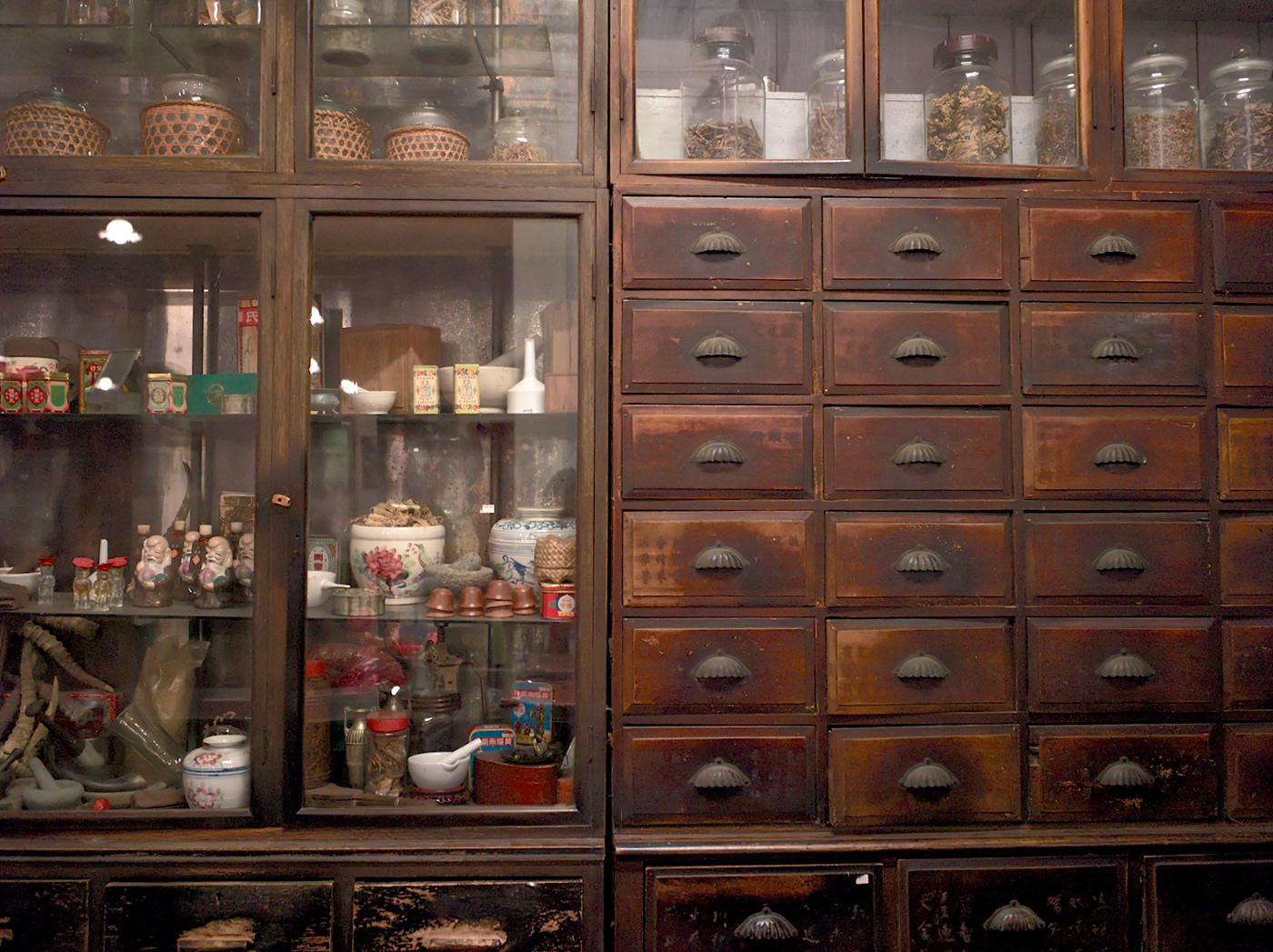 drawers of Chinese traditional herbs medicine