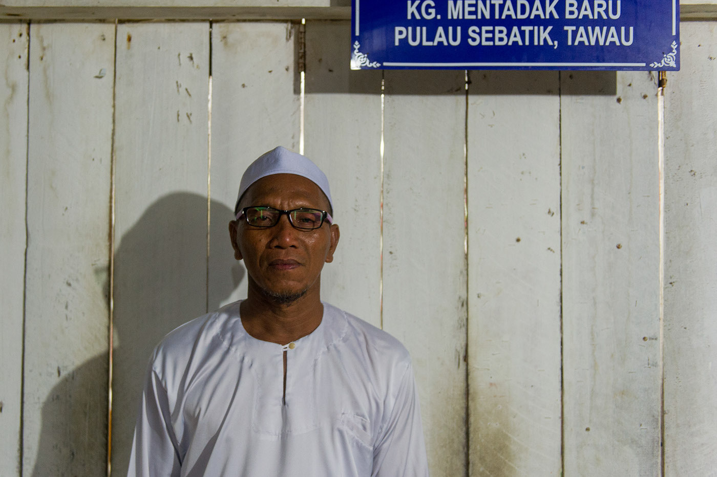 Sebatik photojournalism  Documentary  sabah Tawau discover Photo Essay feature
