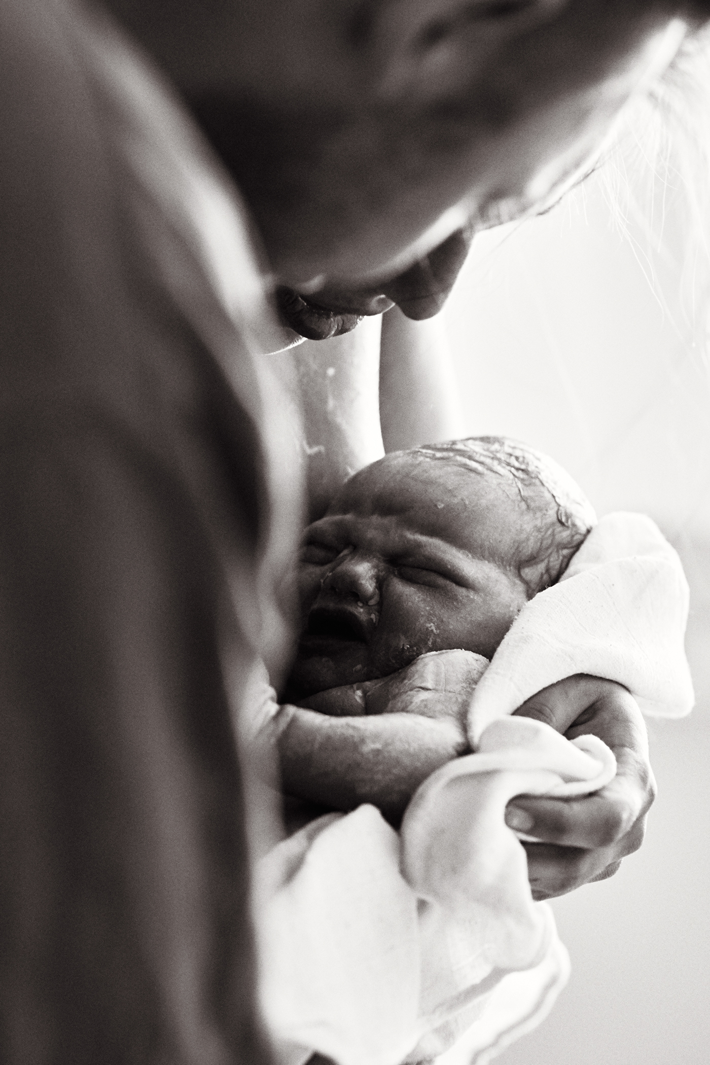 birth life baby newborn baby girl Documentary  no retouch