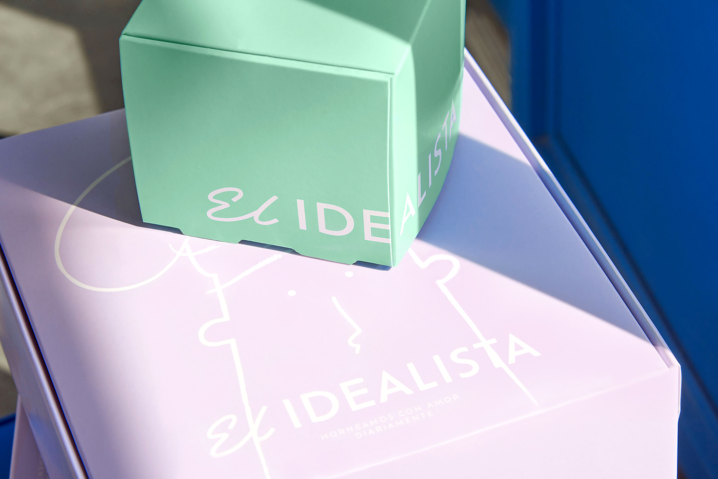 Cookies and pastries boxes for El Idealista
