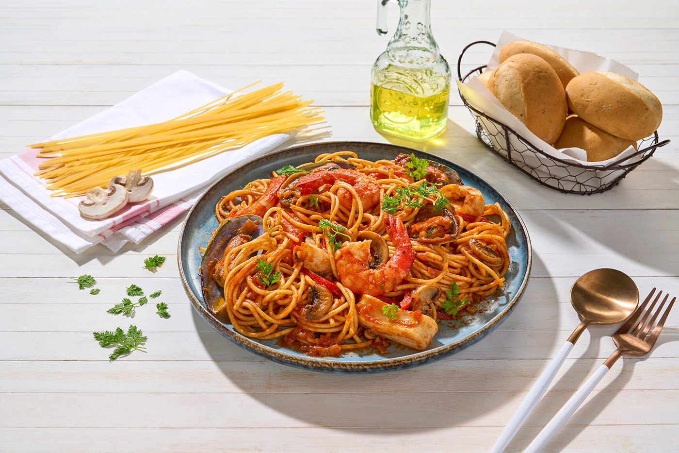 arrabbiata Food  norway Pasta Prego sauce seafood spaghetti spicy