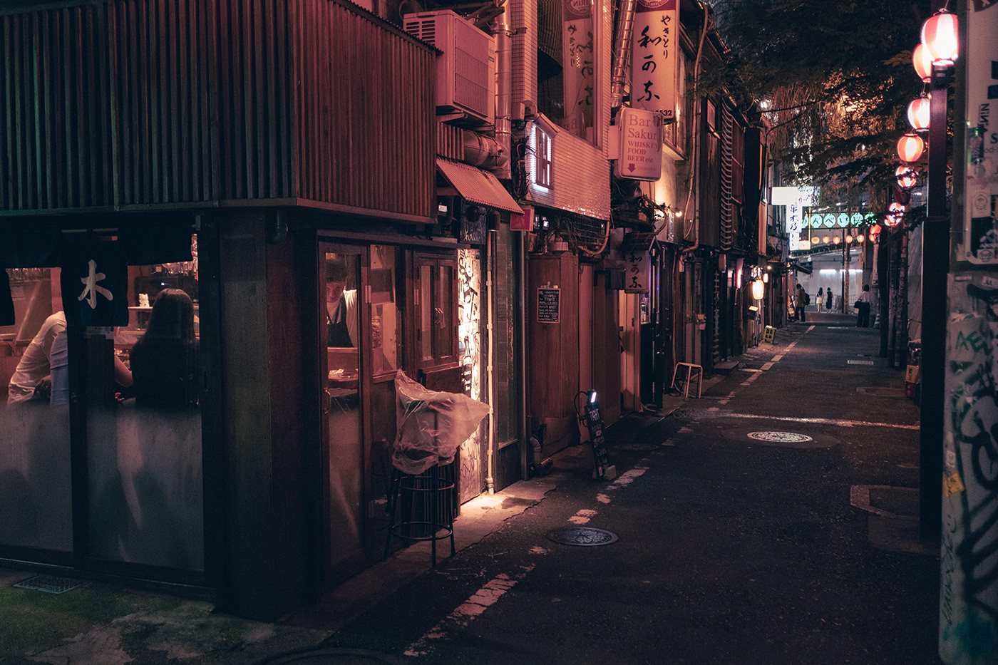 night photography fuji film japan tokyo Colour Grading cinematic Travel midnight 26 mm lens Urban
