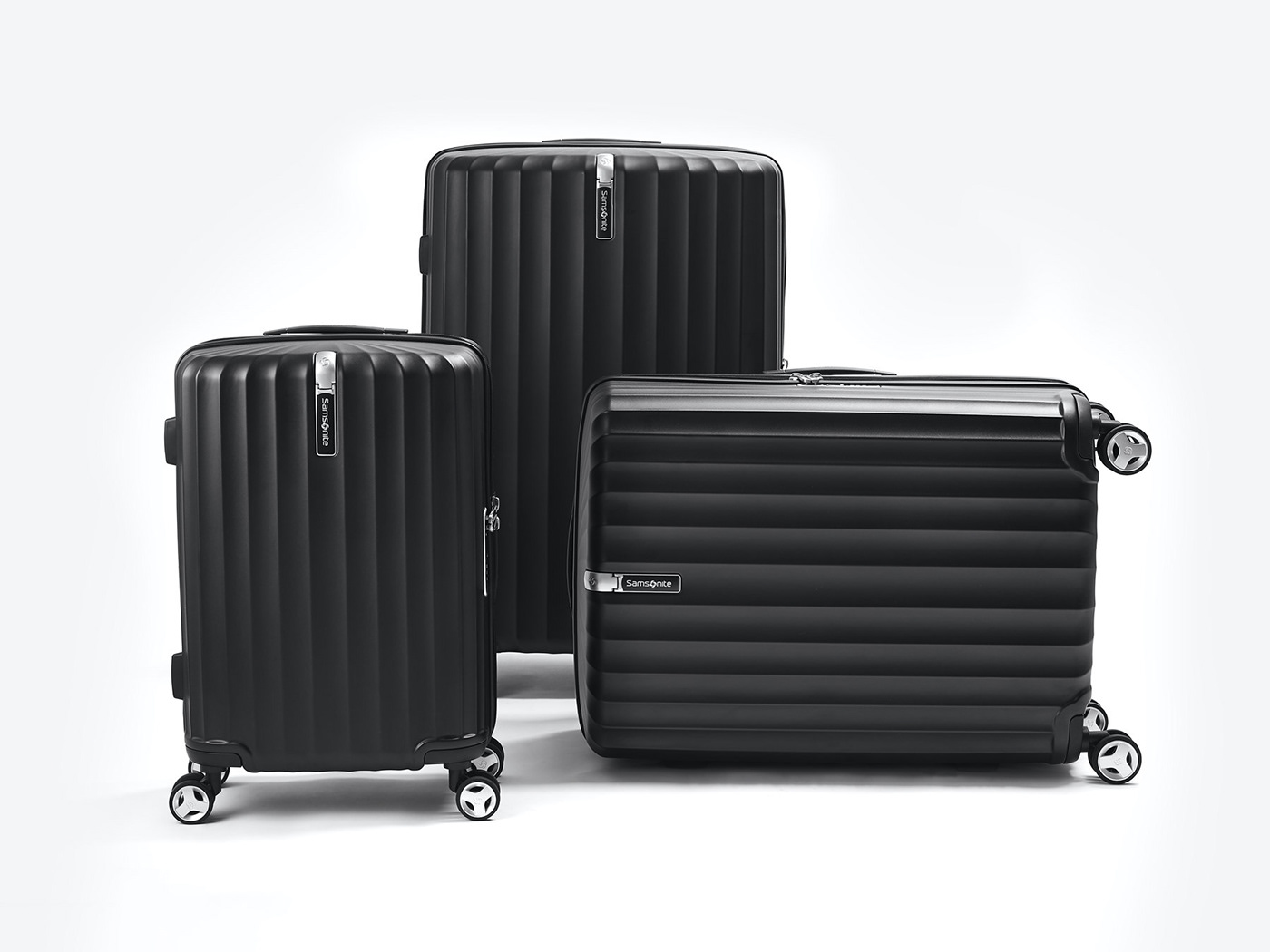 bag cmf industrial design  luggage plane product design  samsonite suitcase texture Travel
