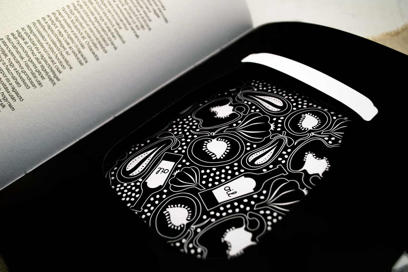 book design cookbook ILLUSTRATION  Handlettering patterndesign Printing cnc laser cutting embossing digital varnish digital white printing