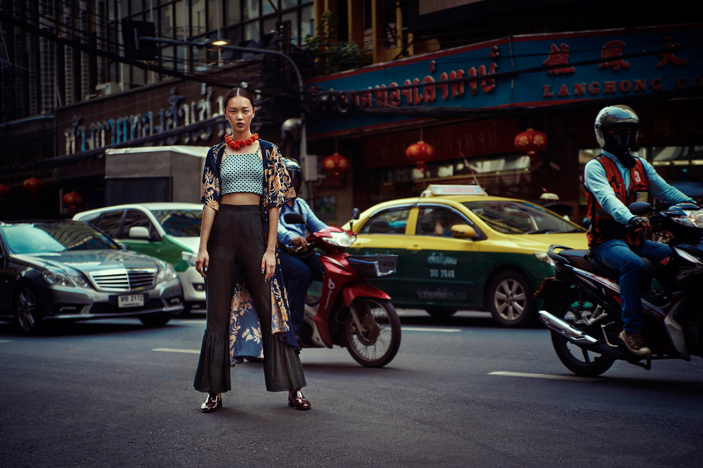 editorial Thailand Bangkok chinatown fashioneditorial magazine fashionmagazine makeup styling  south-east