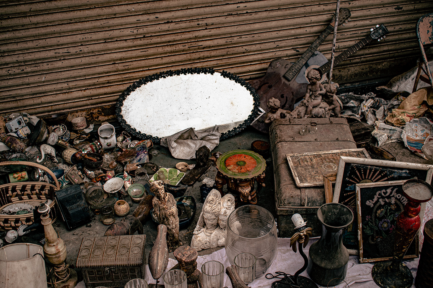 mumbai photographer MUMBAI Chor Bazaar street photography lightroom Nikon photographer India