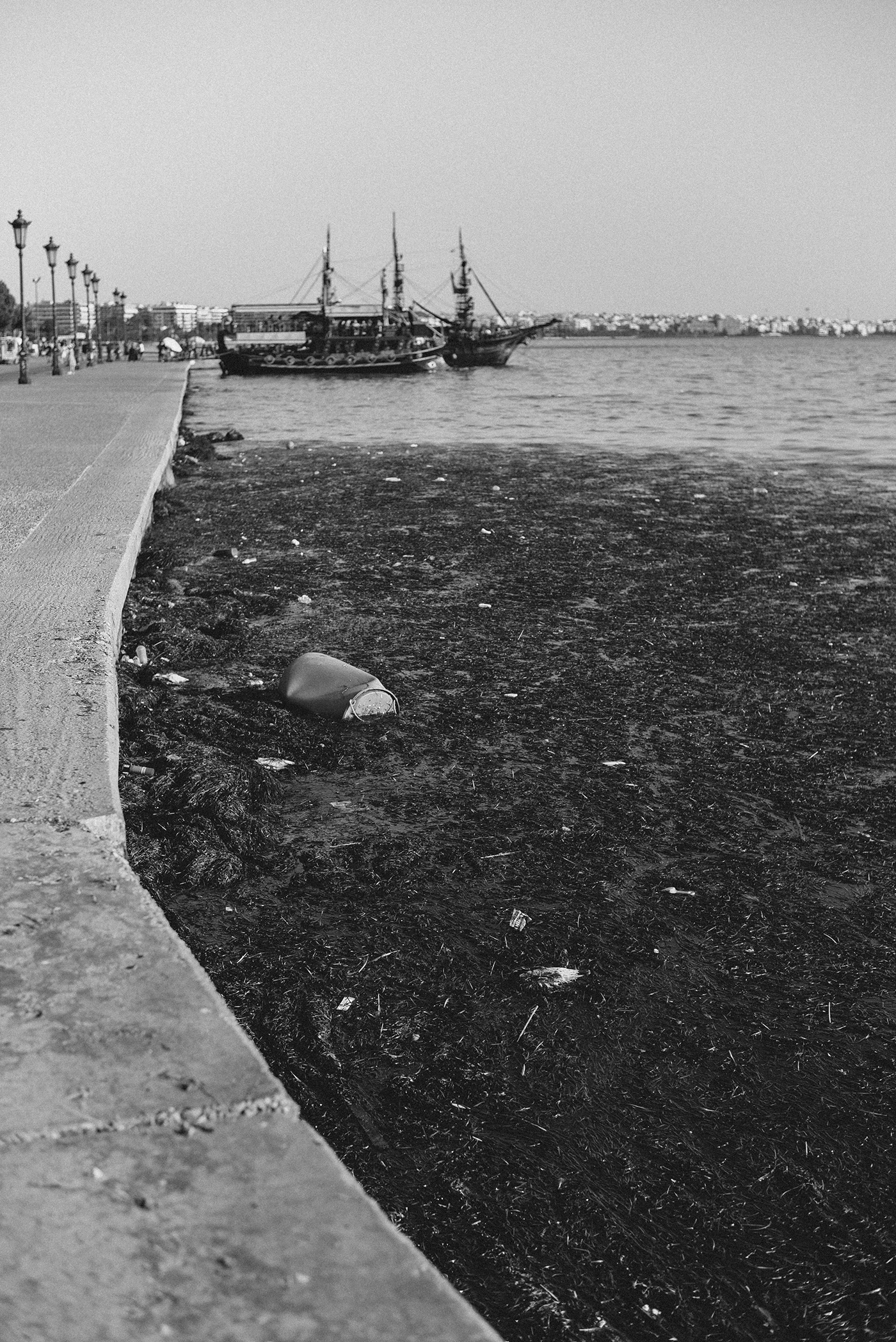 black and white Photography  street photography THESSALONIKI