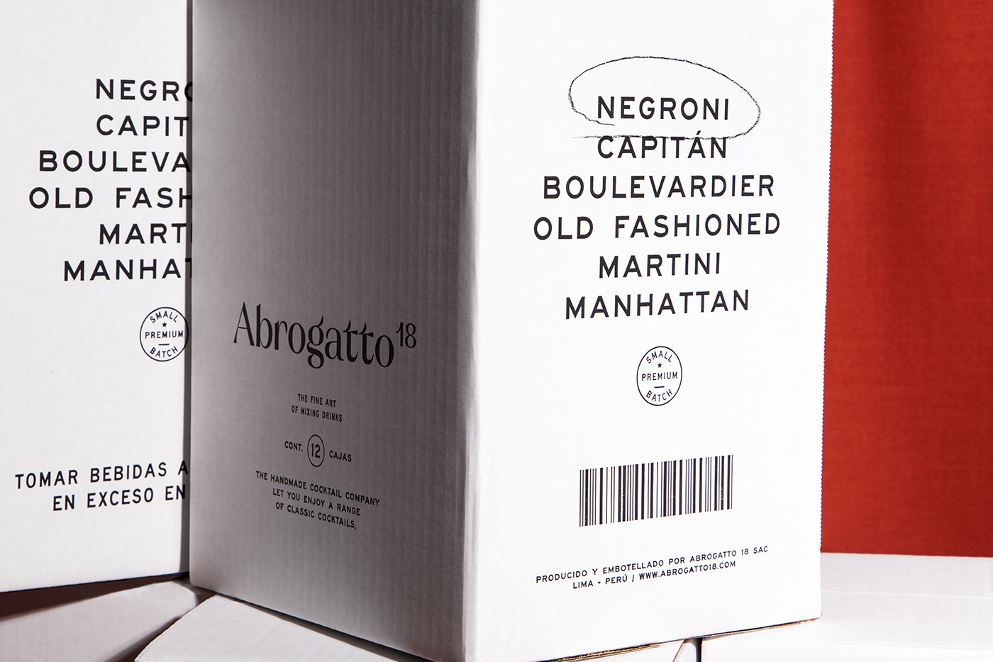 alcoholic box branding  ecofriendly empaque foil Kraft minimalist Negroni Packaging