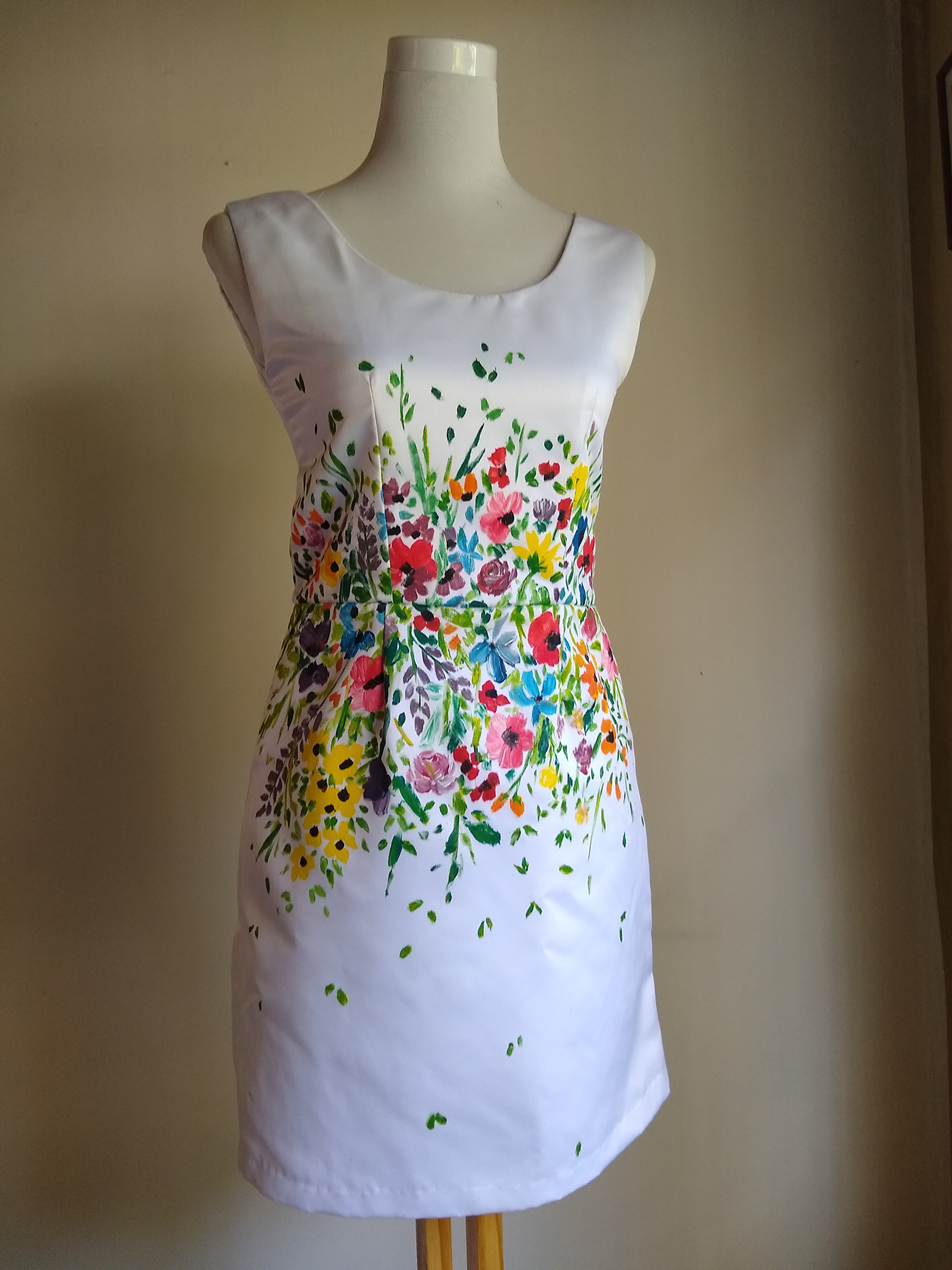 art print handprint Flowers color dress Fashion 