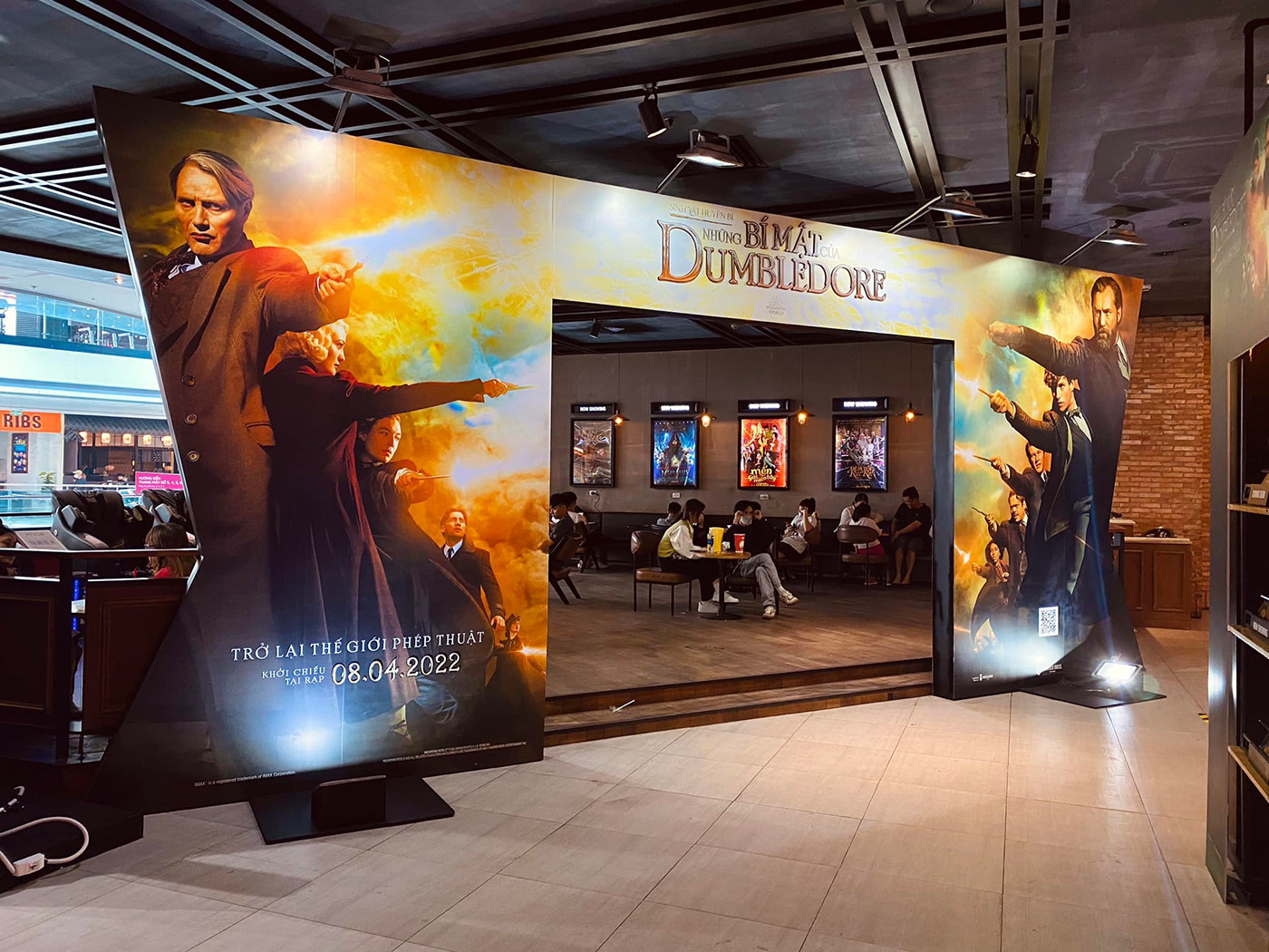 booth design dumbledore Film  