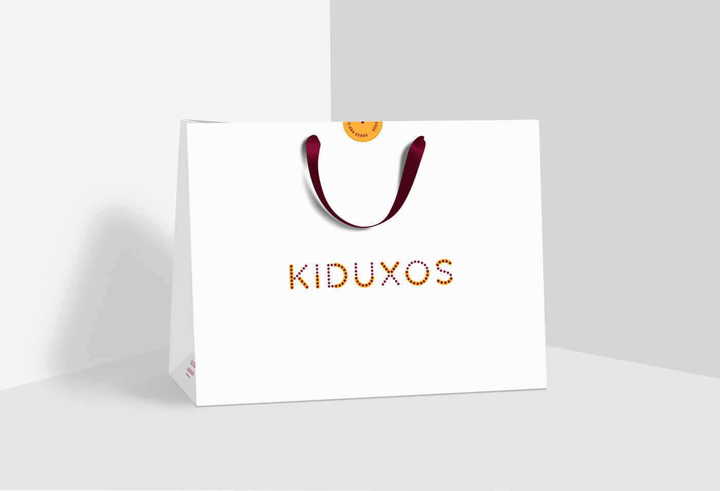 Kiduxos kid store paços de ferreira clothes toys colors interior design  concept