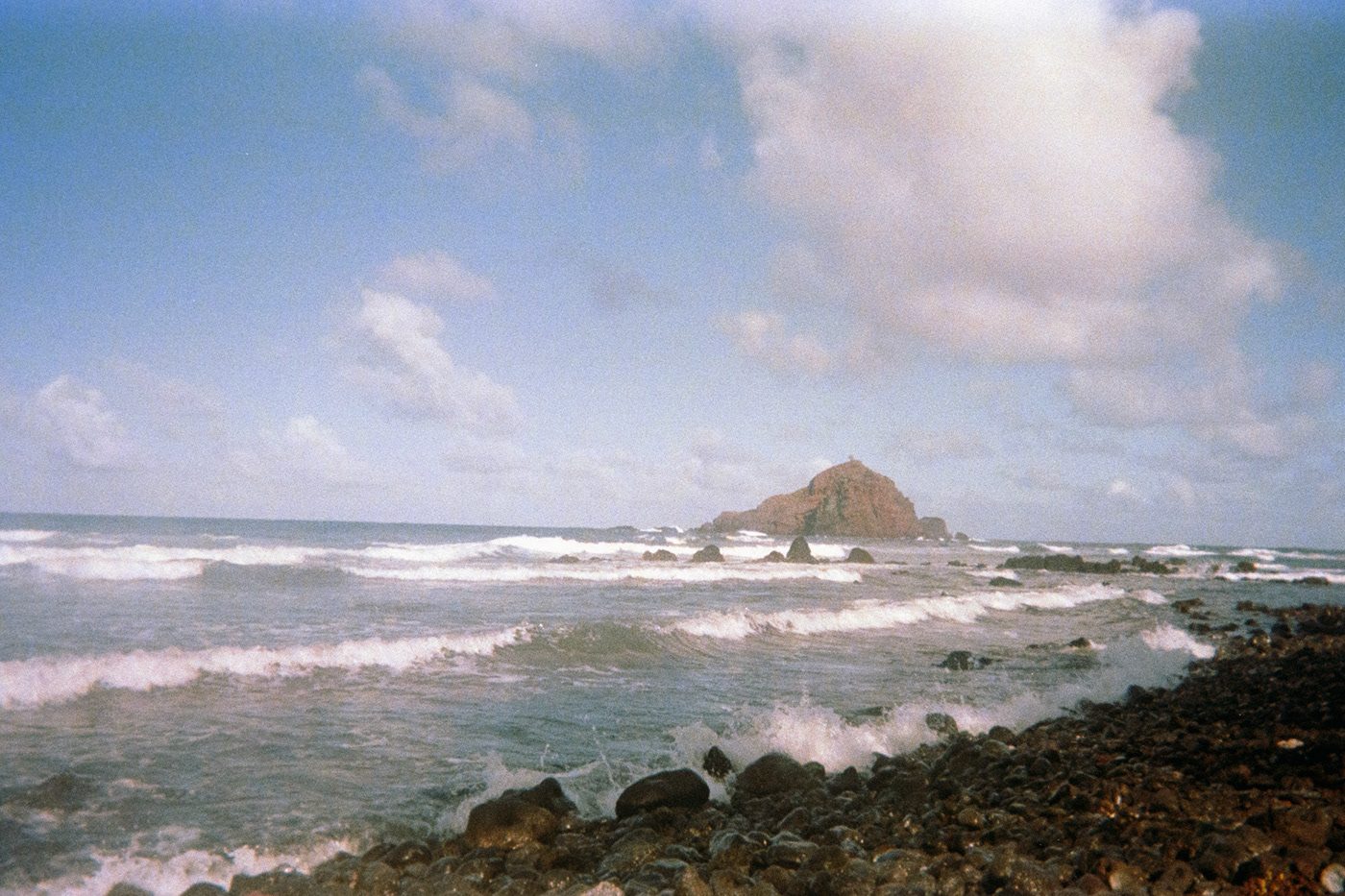 maui Film   film photography HAWAII van life surfing beach Photography  Nā moku ʻehā solivagant jules
