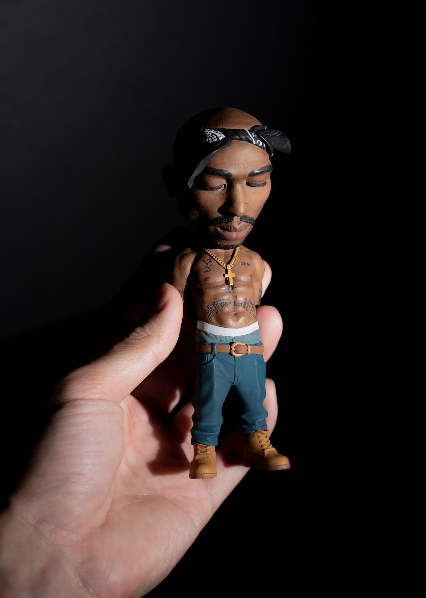 2pac clay hip hop Plastic Cell rap resin sculpture tupac