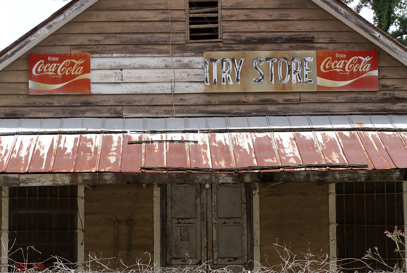Old country store on back roads between Charleston and Columbia, SC.