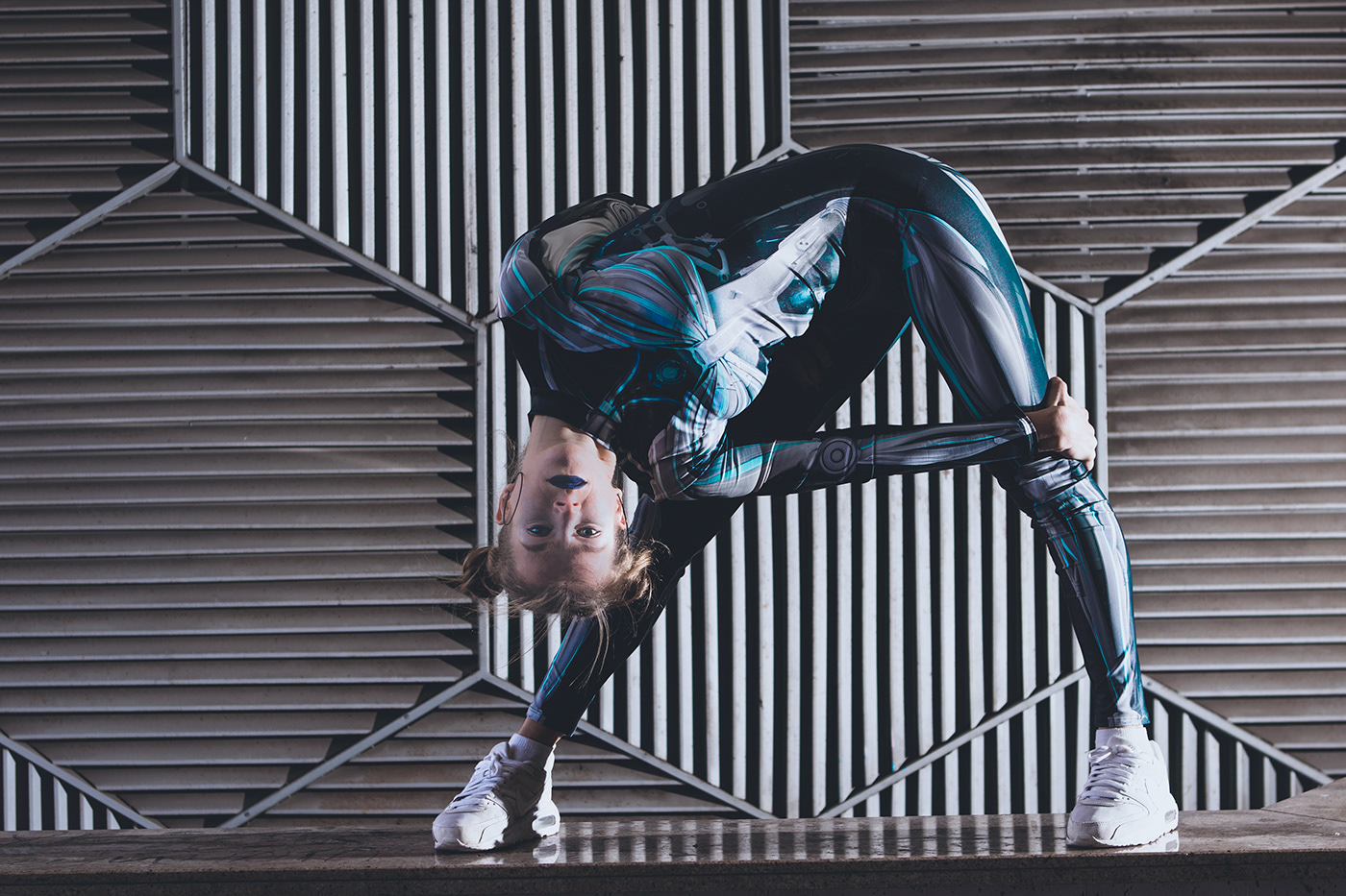 anime Bionic contortionist Cyberpunk DANCE   flexible futuristic sci-fi urban photography