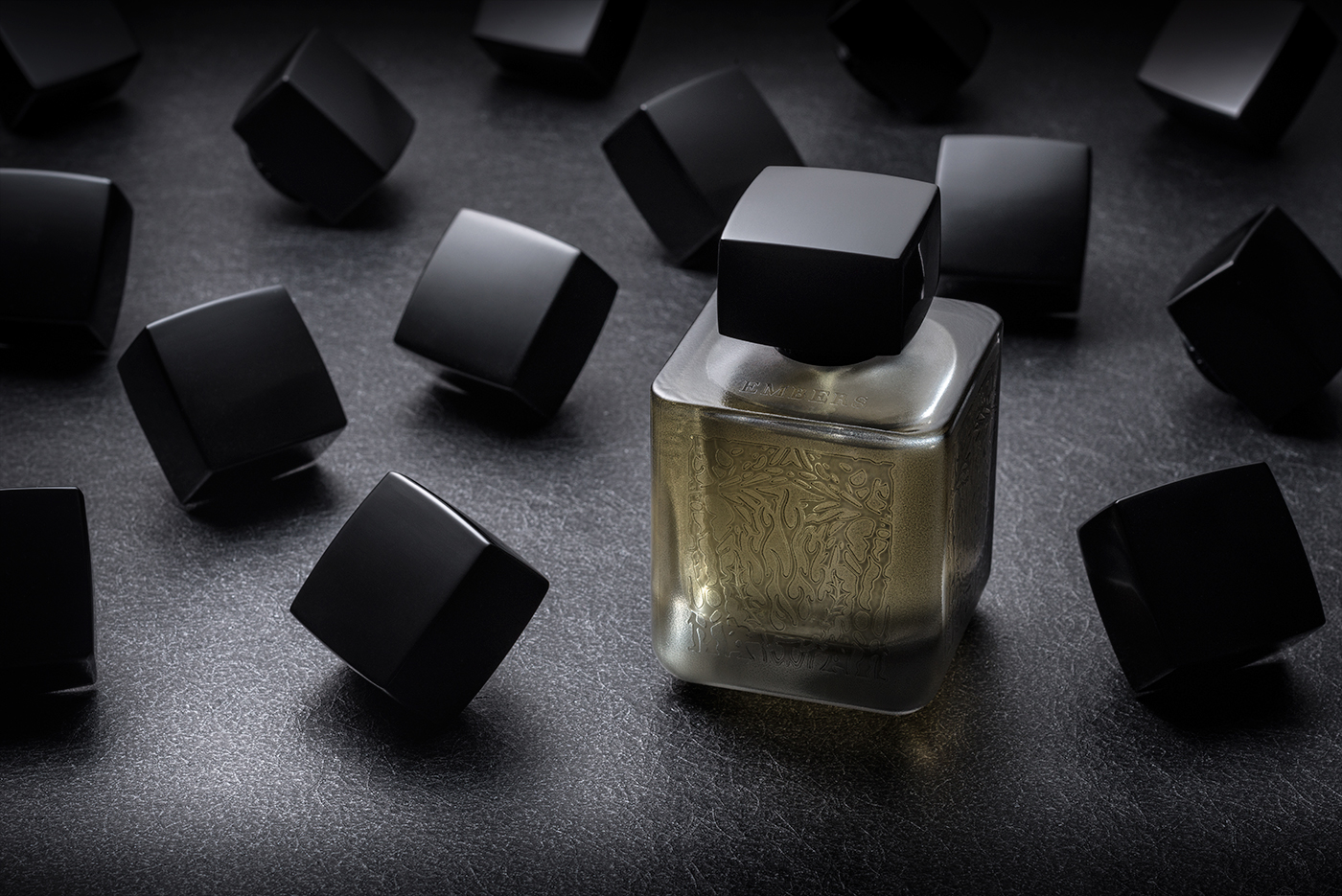 provenance scent Stories TALES perfume parfum pour homme pour famme sophisticated black dark bold spirit