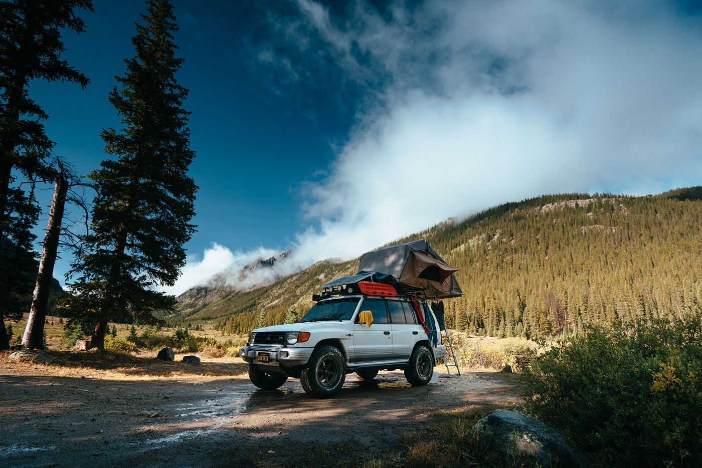 Colorado mountains hiking overland overlanding Mitsubishi montero pajero Travel RoadTrip
