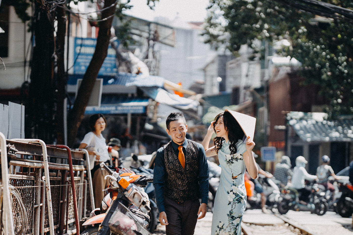 hanoi vietnam wedding prewedding Sonya7iii taotzuchang Travel streetphotography urbanphotography engagement