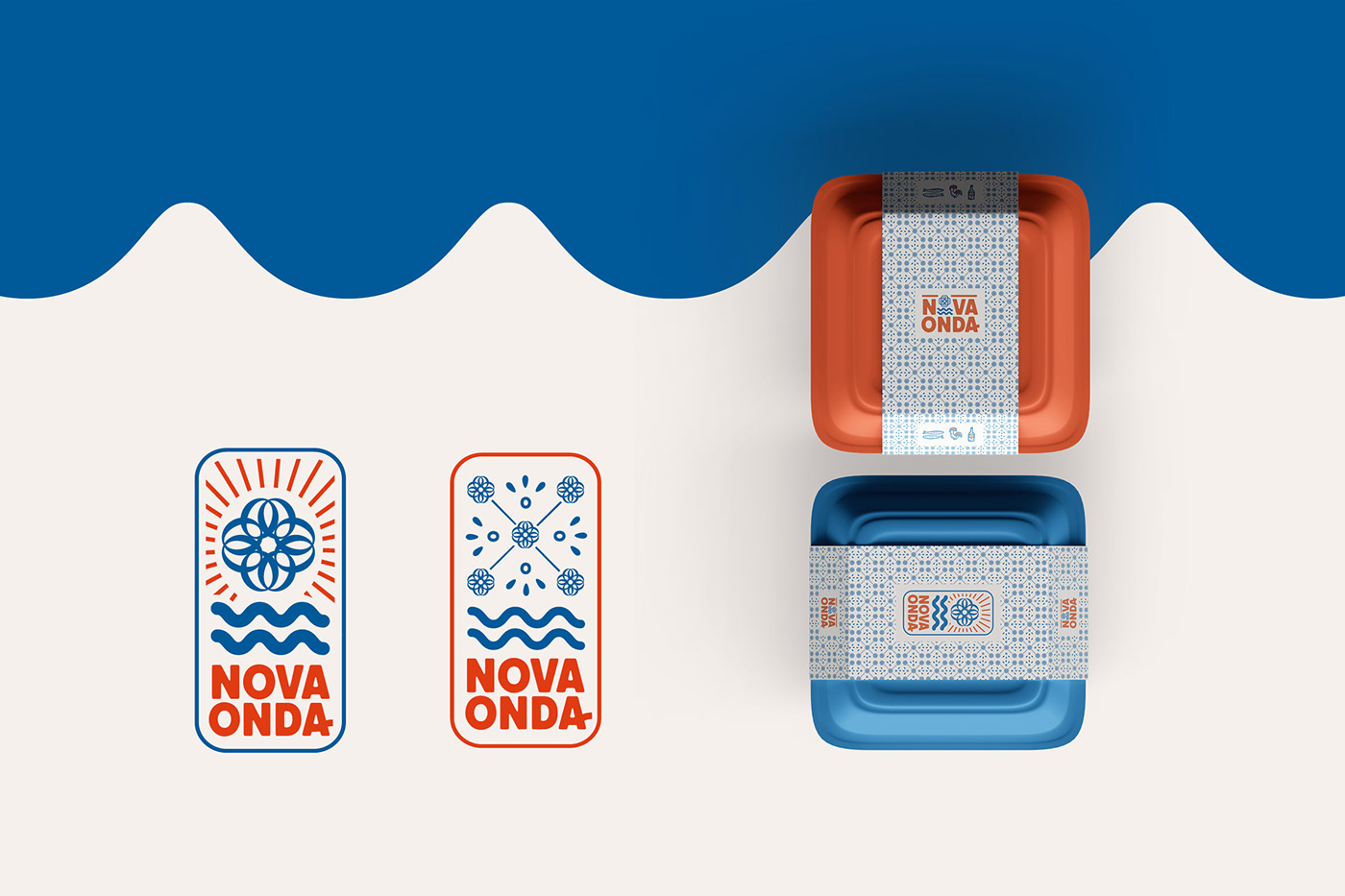 deux drapeaux Nova Onda et deux boites de nourritures avec un pattern azujelo