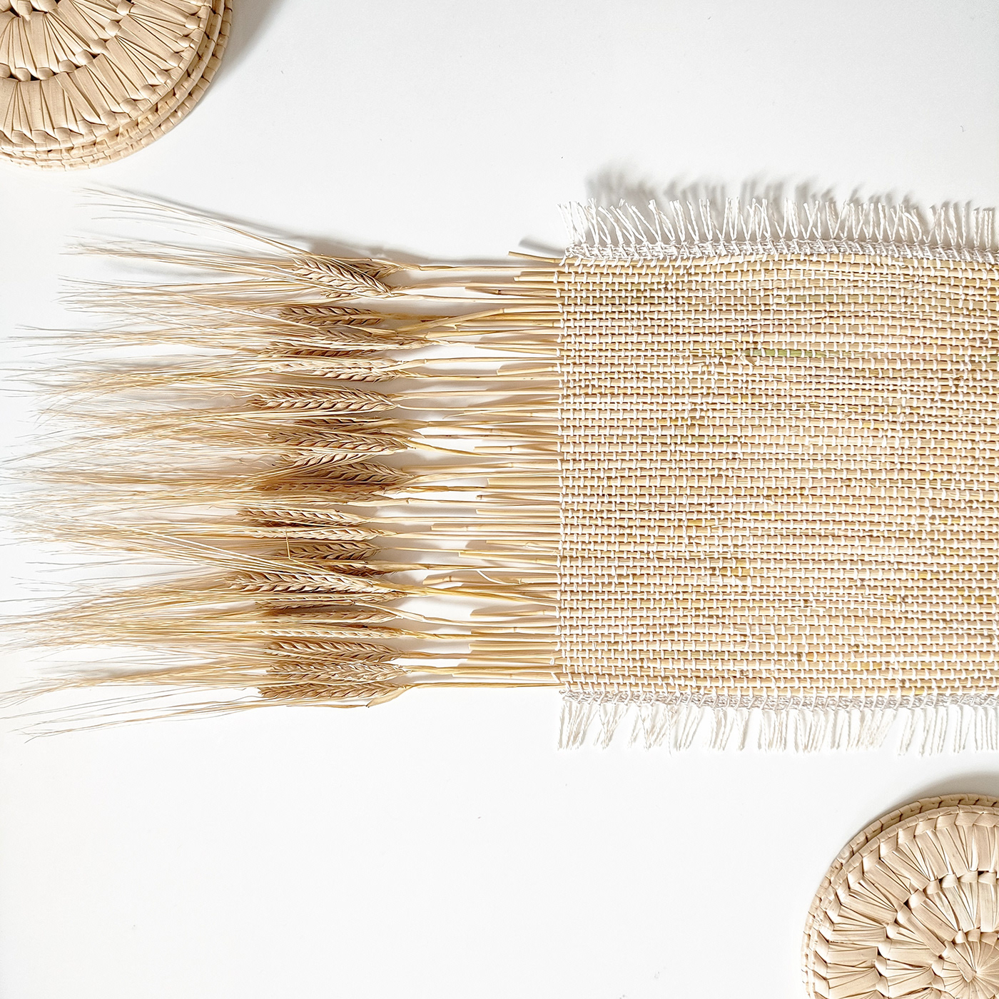 fiber Flora handmade ruční tkaní weaving