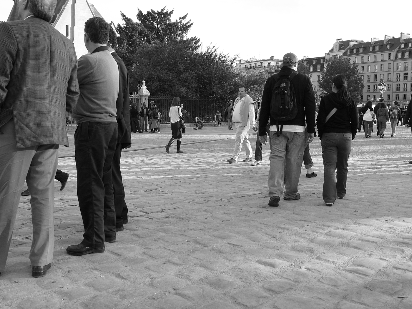 Paris notre dame Paris street scenes paris photography Kevin Geary  people in paris