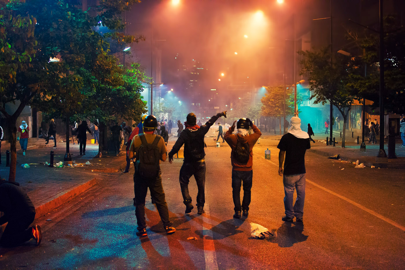 protest tear gas caracas cops venezuela