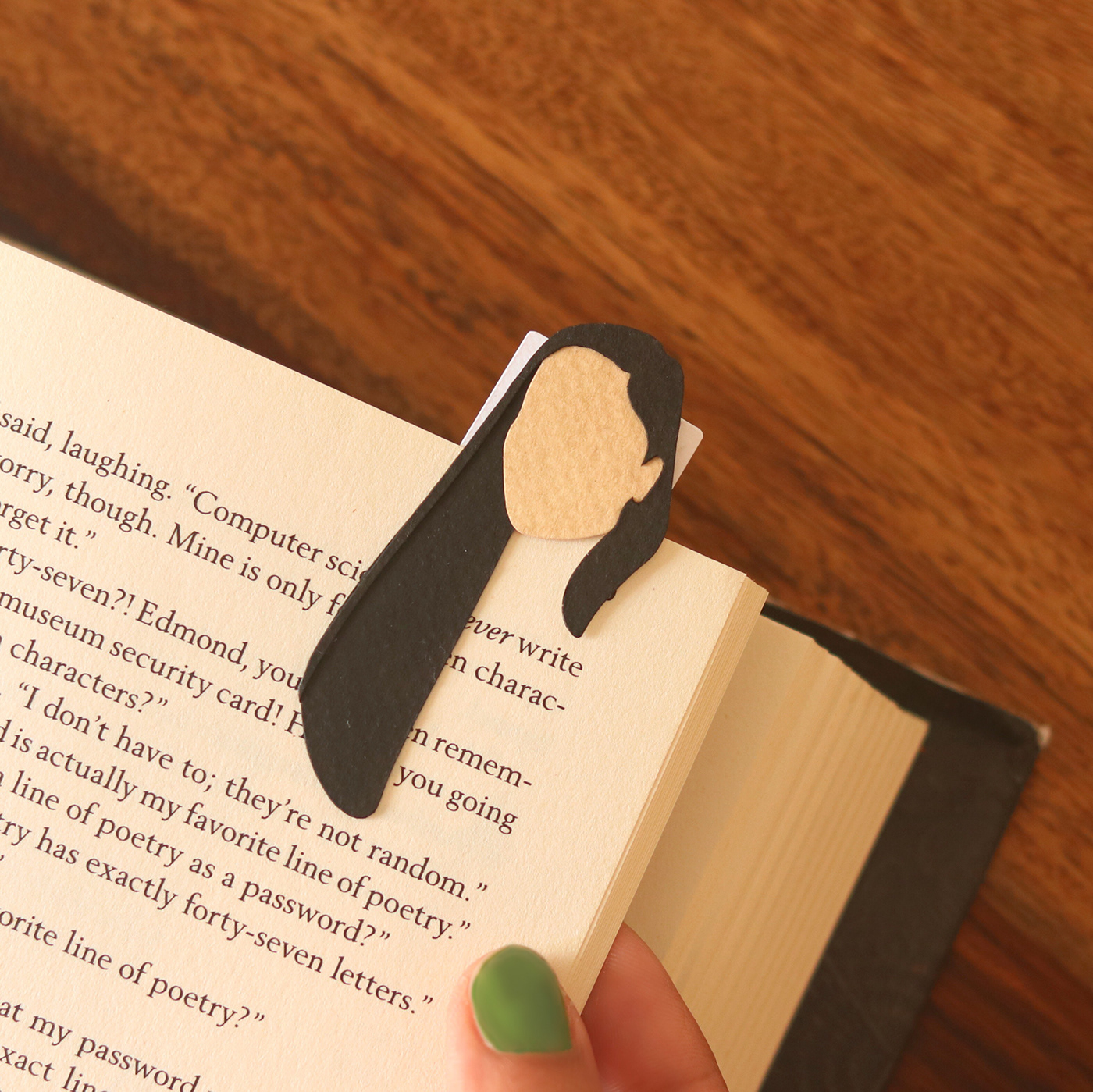 Behance book bookmark ILLUSTRATION  Miniature paper bookmark paper portrait paperart Silhouette tinybookmark