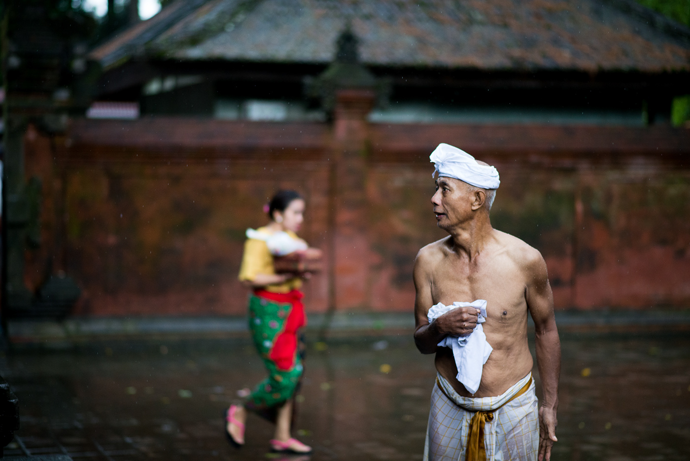 bali indonesia skander khlif streetphotography story hindou