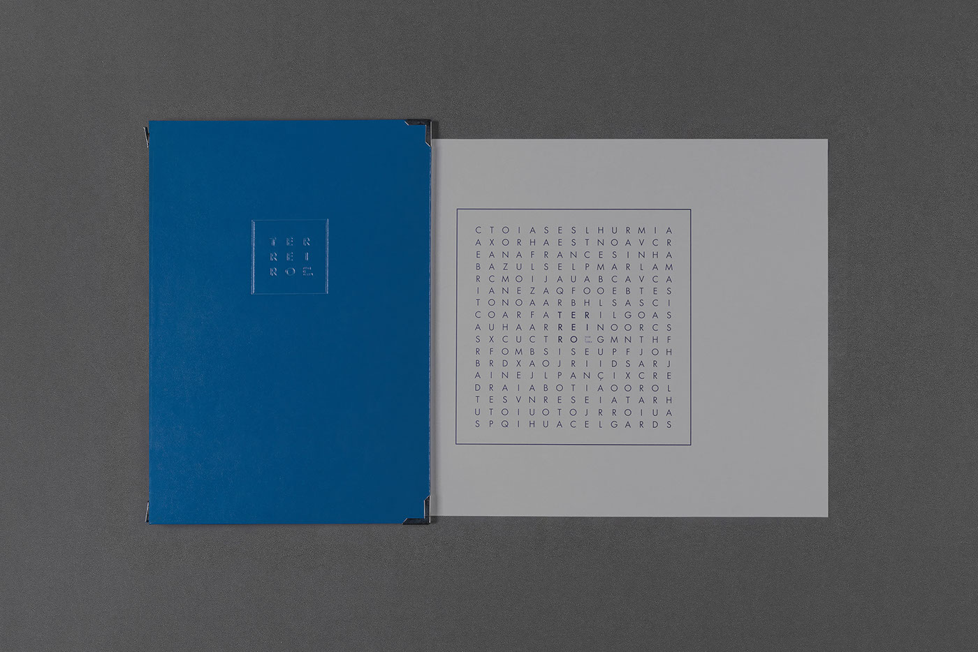 restaurant branding  porto blue menu type emboss stamp raquel rei alvaro martino