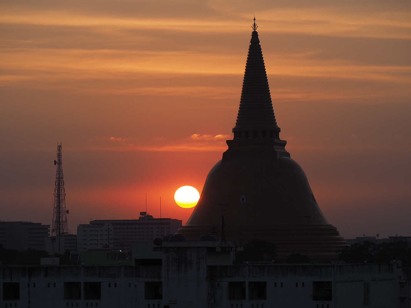 Phrapathom Chedi Phrapathom chedi sunset Thailand asia