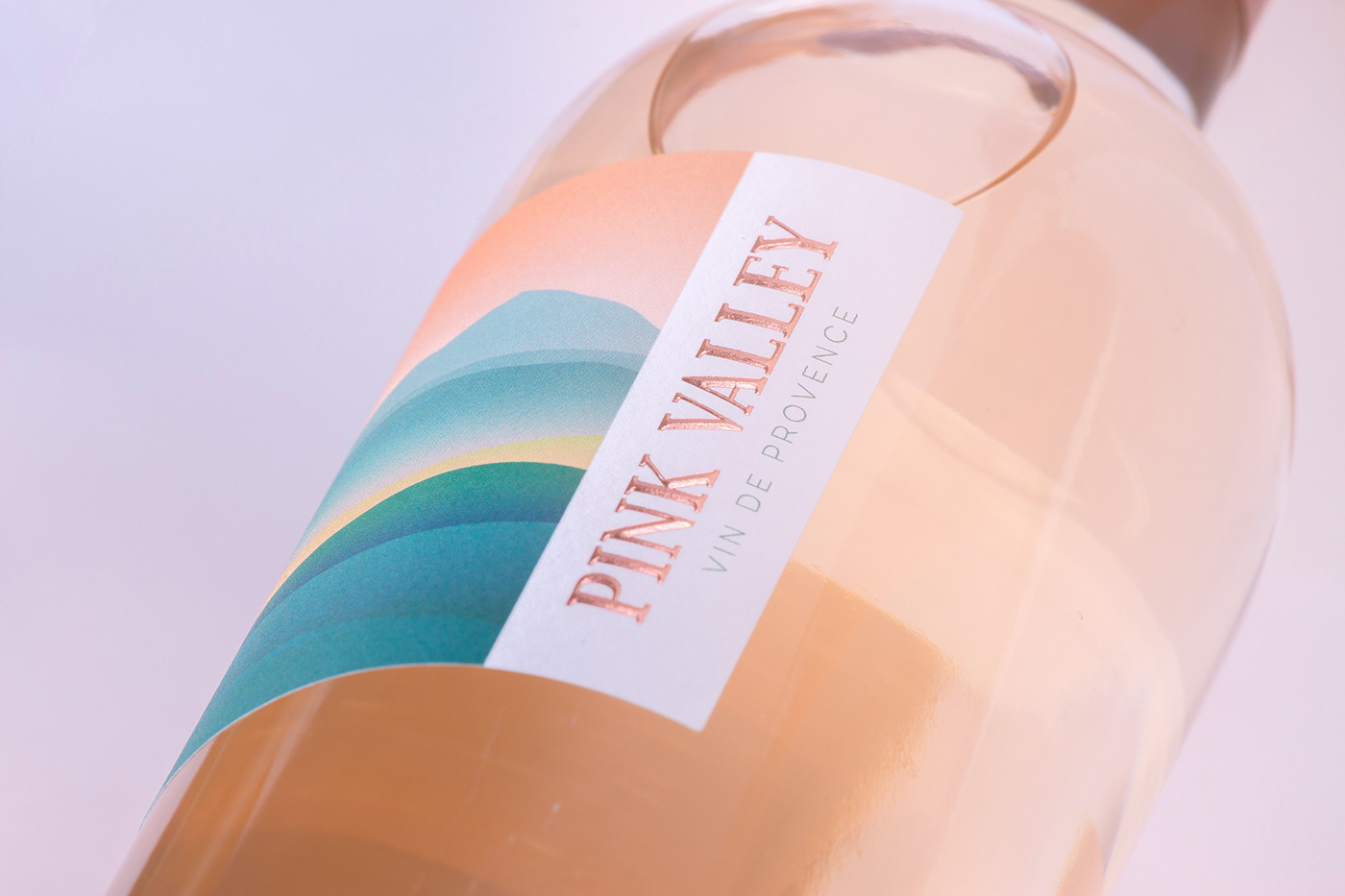 Packaging Label wine label wine ILLUSTRATION  colors feminine rose